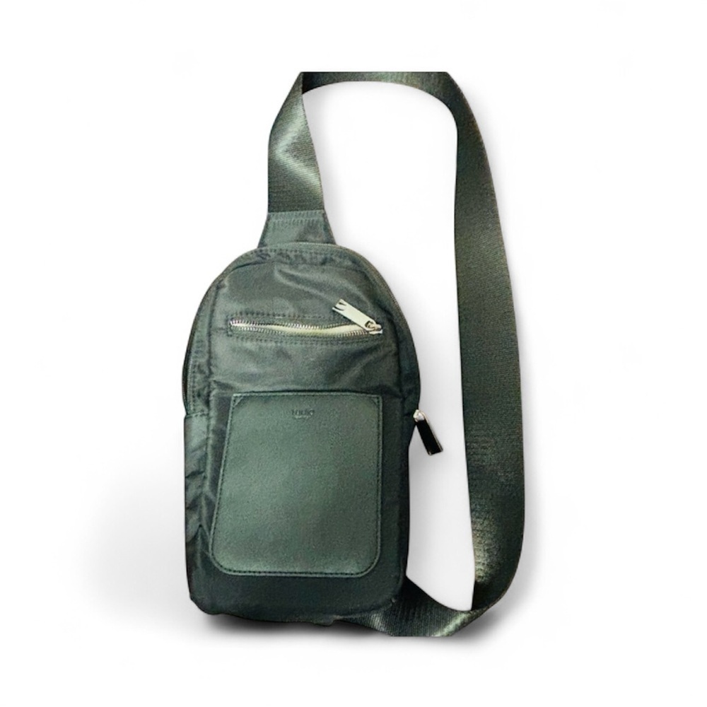 Sleek Black Crossbody Bag
